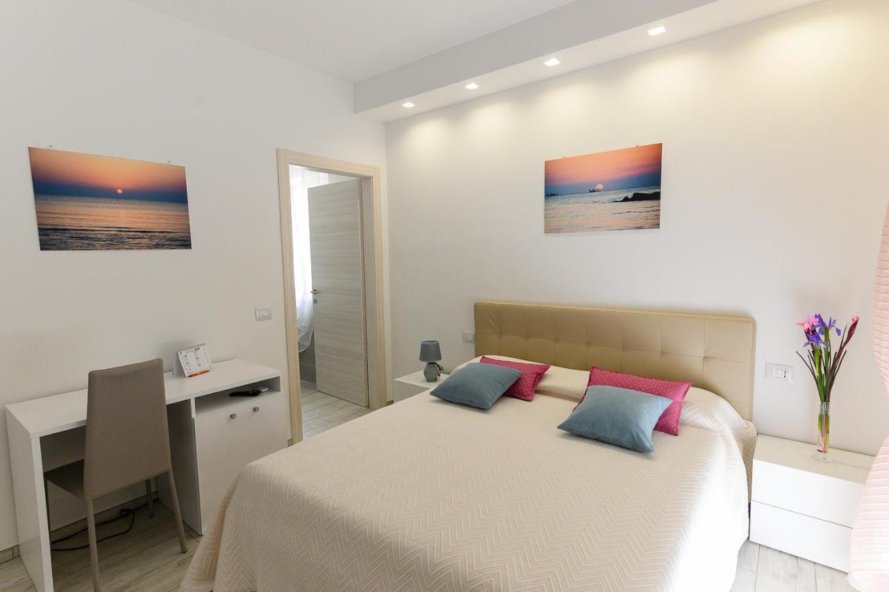 Pineta Del Mare Bed & Breakfast Alba Adriatica Exterior photo