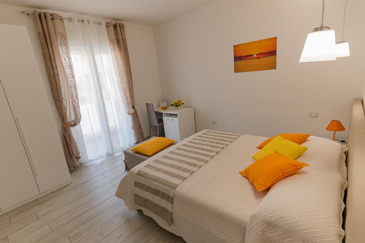 Pineta Del Mare Bed & Breakfast Alba Adriatica Exterior photo